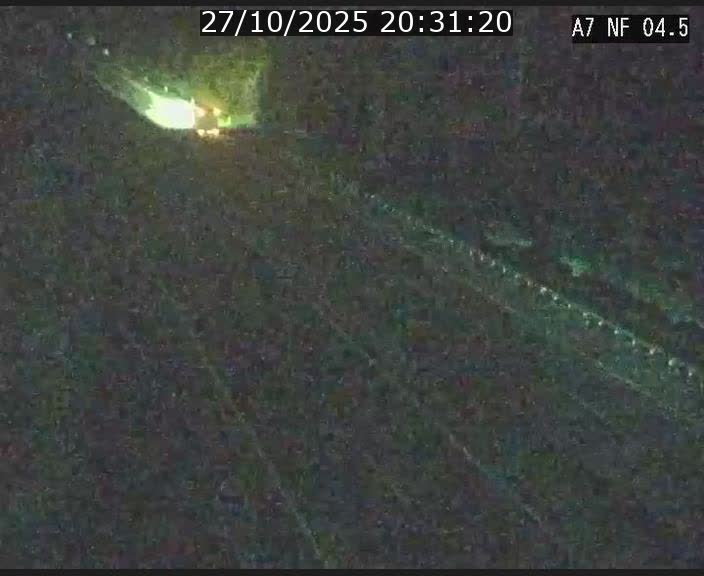 Caméra autoroute Luxembourg A7 - Passage à gibier Rëngelbour - direction Tunnel Grouft
