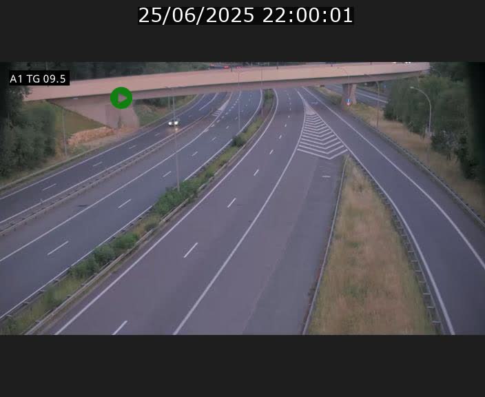 Traffic live webcam Luxembourg Jonction Grünewald - A1 direction Luxembourg-ville - BK 9.5