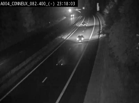 Webcam sur l'E411 avant les sorties 20 menant à Ciney, Dinant et Achêne. Vue orientée vers Namur