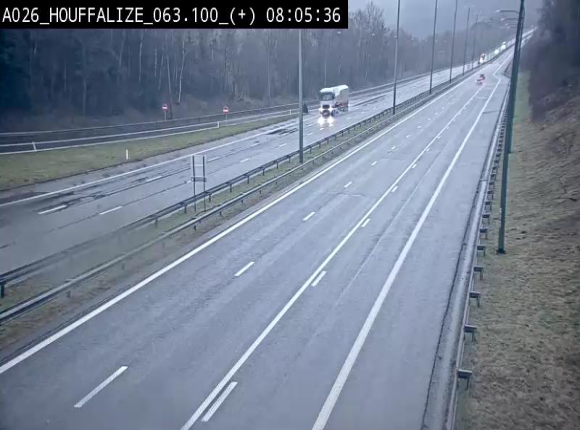 Webcam autoroute des Ardennes (E25/A26) à hauteur d'Houffalize. Vue orientée vers Baraque de Fraiture