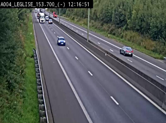 Webcam autoroute A4 (E411-E25) à Léglise, avant la jonction avec la N40. Vue orientée vers Bruxelles