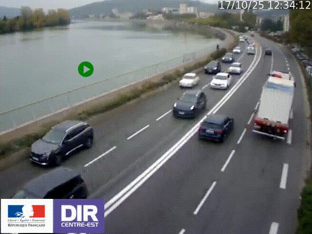 Webcam sur le quai Parjot à Vienne, aux Portes de Lyon, sur la Nationale 7, à la jonction avec le boulevard du Rhône-nord (D1407), caméra orientée vers Lyon
