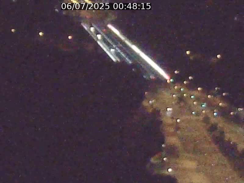 Webcam sur l'avenue John Fitzgerald Kennedy (N51) avec vue sur le Pont rouge (Pont Grande Duchesse Charlotte), l'arrêt Pfaffenthal et l'entrée du quartier Kirchberg