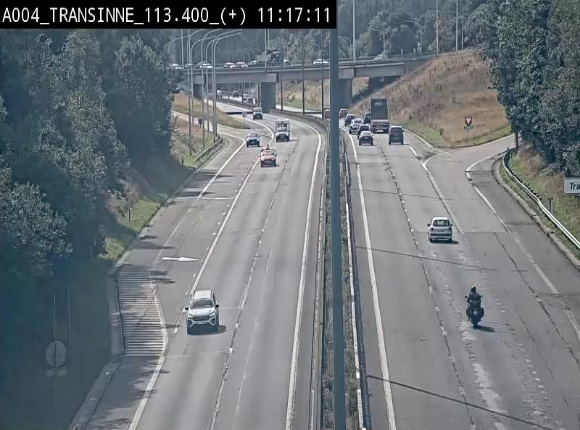 Webcam dans les Ardennes sur l'E411 à hauteur de Transinne. Vue orientée vers le sud de la Belgique