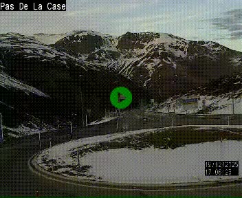 Webcam sur la N22 au niveau du poste frontière entre la France et Andorre à proximité de Pas de la Case à plus de 2000 mètres d'altitude