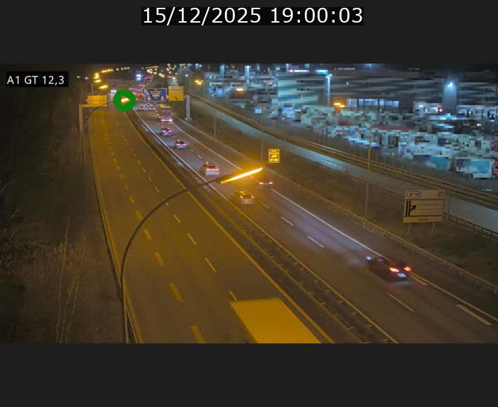 Traffic live webcam Luxembourg Senningerberg - A1 direction Allemagne - BK 12.3