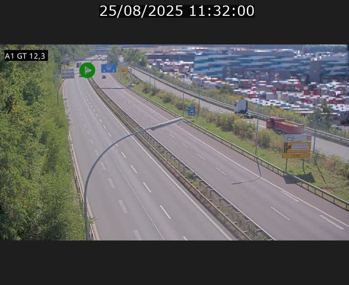 Traffic live webcam Luxembourg Senningerberg - A1 direction Allemagne - BK 12.3