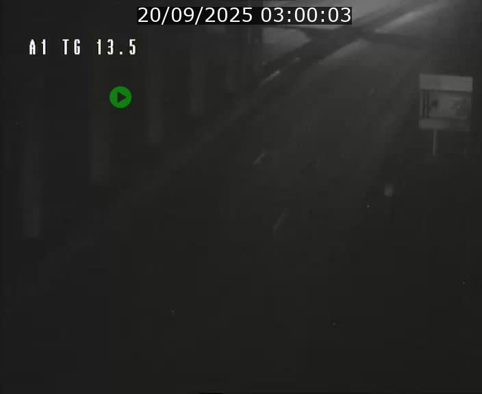 Traffic live webcam Luxembourg Senningen - A1 direction Luxembourg - BK 13.5