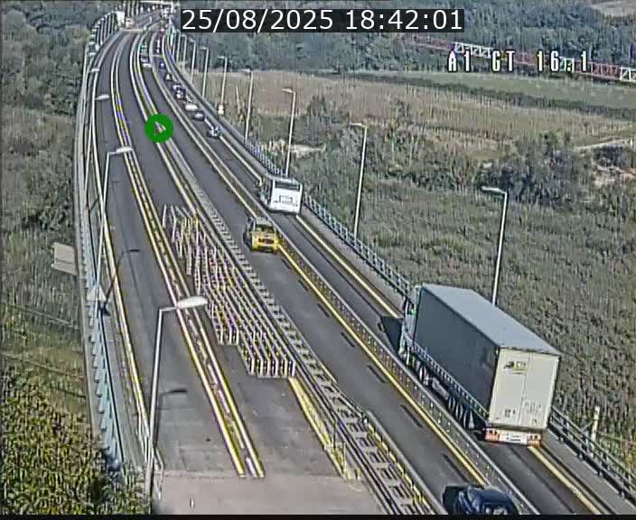 Traffic live webcam Luxembourg Niederanven - A1 direction Allemagne - BK 16.1