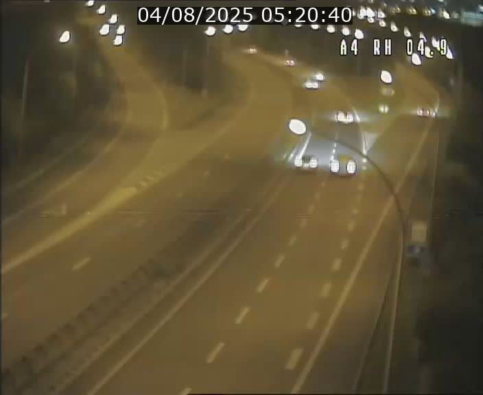 Traffic live webcam Luxembourg Leudelange - A4 - BK 4.9 - direction Luxembourg
