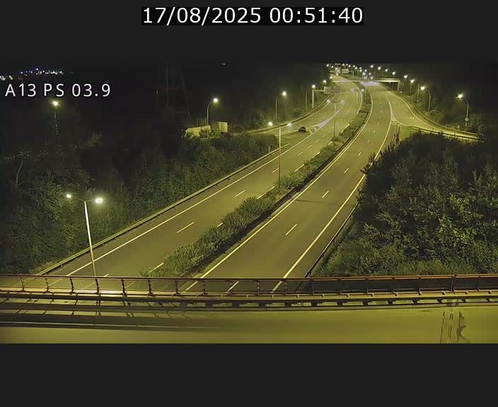 Traffic live webcam Luxembourg Differdange - A13 direction Esch-sur-Alzette - BK 3.9