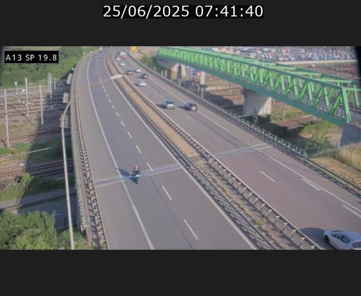 Traffic live webcam Luxembourg Croix de Bettembourg - A13 direction Esch-sur-Alzette - BK 19.8