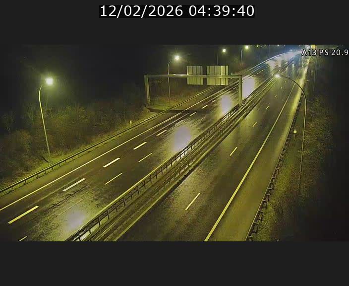 Traffic live webcam Luxembourg Croix de Bettembourg, rond-point d'Hellange - A13 direction Allemagne - BK 20.9