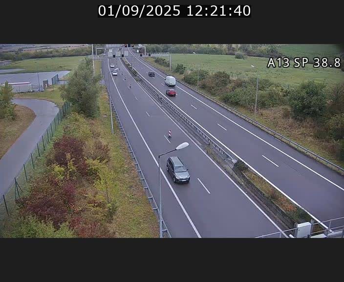 Webcam autoroute A13 à l'entrée ouest du tunnel Markusbierg à Schengen. Vue orientée vers le tunnel et l'Allemagne