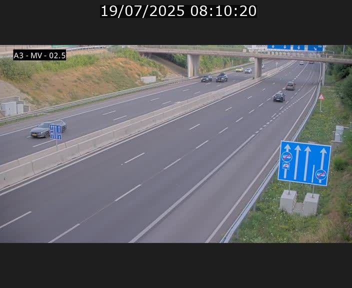 Webcam autoroute A3 au Luxembourg à proximité de la Croix de Gasperich. Vue orientée vers Luxembourg