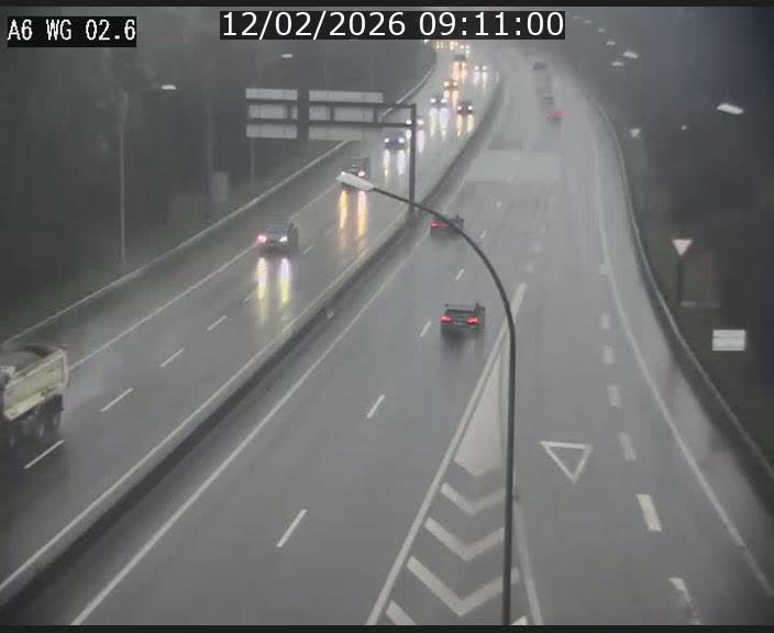 Traffic live webcam Luxembourg Croix de Cessange - A6 - BK 2.6 - direction France/Allemagne
