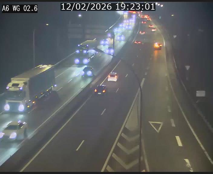 Traffic live webcam Luxembourg Croix de Cessange - A6 - BK 2.6 - direction France/Allemagne