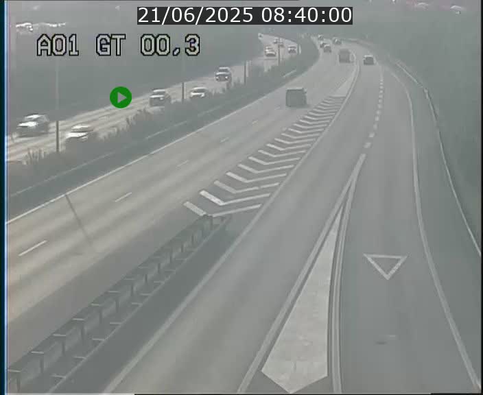 Traffic live webcam Luxembourg Croix de Gasperich - A1 direction Kirchberg - BK 0.3