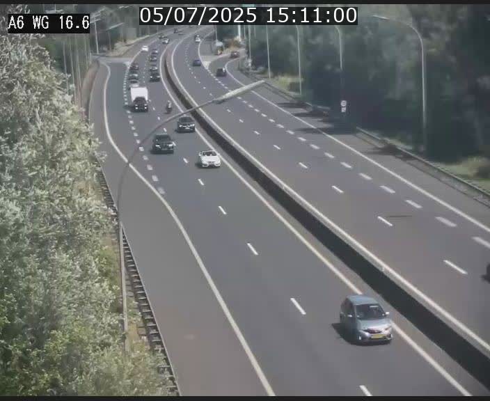 Traffic live webcam Luxembourg Aire de Capellen - A6 - BK 16.6 - direction Luxembourg/France/Allemagne