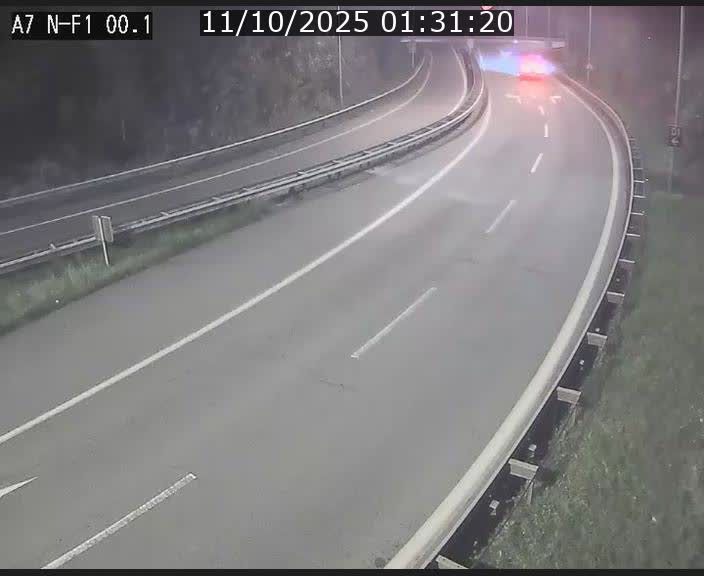 Webcam autoroute Luxembourg A7 située dans la sortie 1 Waldhof, vers la N11, avant le Tunnel Stafelter
