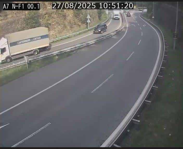 Webcam autoroute Luxembourg A7 située dans la sortie 1 Waldhof, vers la N11, avant le Tunnel Stafelter