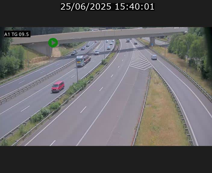 Traffic live webcam Luxembourg Jonction Grünewald - A1 direction Luxembourg-ville - BK 9.5