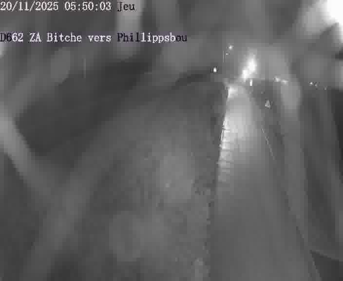 Caméra de trafic sur D662 (France) à Bitche, orientée vers Phillippsbourg, permettant d’évaluer fluidité, incidents et densité automobile.