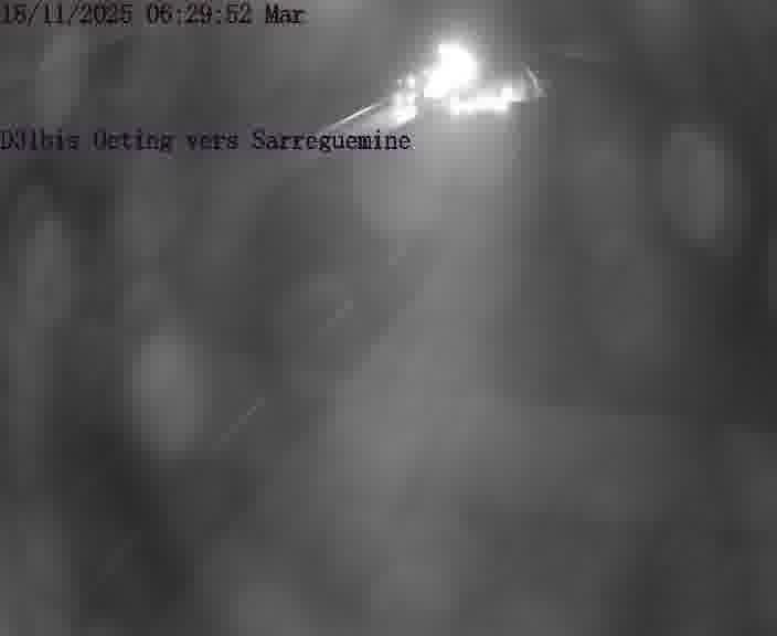 Webcam installée le long de D31bis (France) à Oeting, pointée vers Sarreguemines, utile pour suivre précisément les conditions de trafic.
