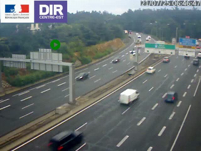 Caméra de circulation routière sur le boulevard périphérique Laurent Bonnevay de Lyon (D383) à hauteur de Bron, avant la jonction avec l'A43. Vue orientée vers l'échangeur