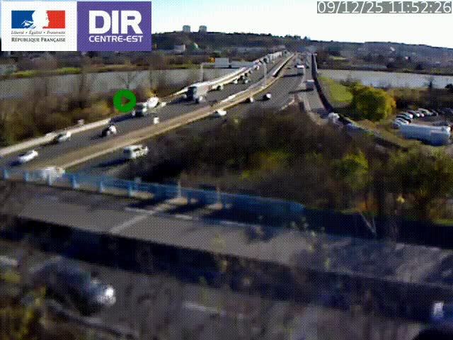 Clone of Caméra de circulation sur A7 à Lyon Perrache vers Marseille, le long du Rhône