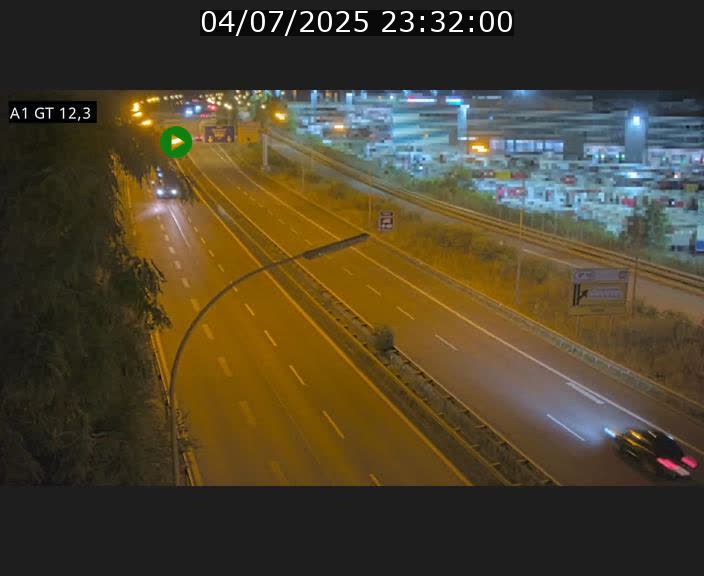 Traffic live webcam Luxembourg Senningerberg - A1 direction Allemagne - BK 12.3