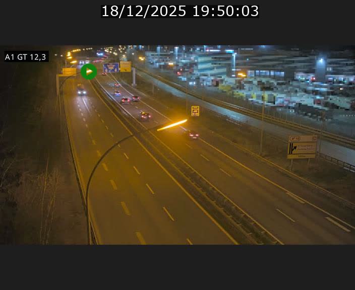 Traffic live webcam Luxembourg Senningerberg - A1 direction Allemagne - BK 12.3