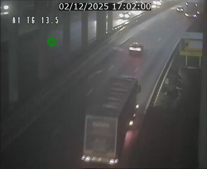 Traffic live webcam Luxembourg Senningen - A1 direction Luxembourg - BK 13.5