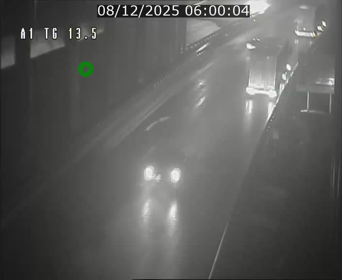 Traffic live webcam Luxembourg Senningen - A1 direction Luxembourg - BK 13.5