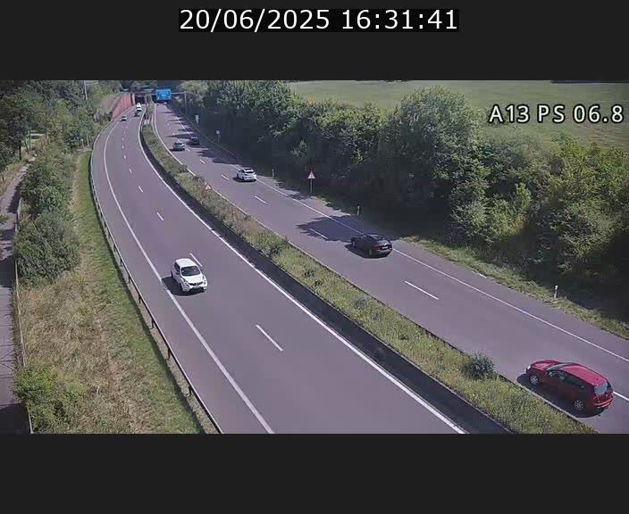 Traffic live webcam Luxembourg Ehlerange - A13 direction Esch-sur-Alzette - BK 6.8