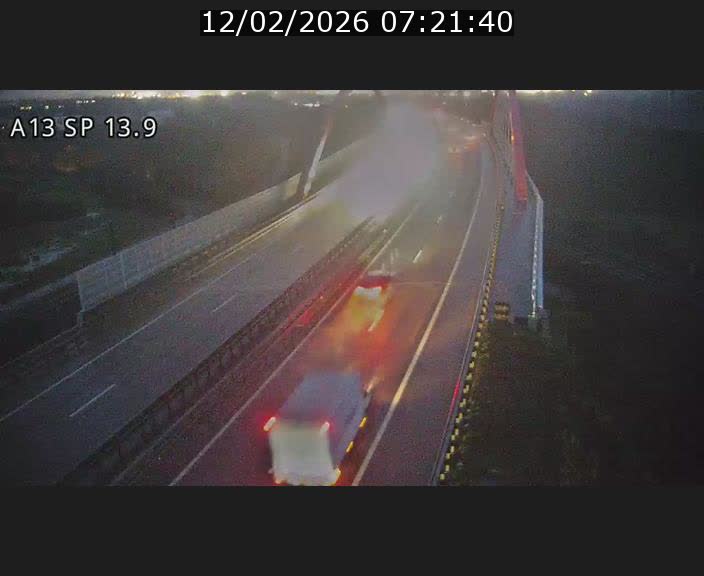 Traffic live webcam Luxembourg Kayl - A13 direction Esch-sur-Alzette/Luxembourg-ville - BK 13.9