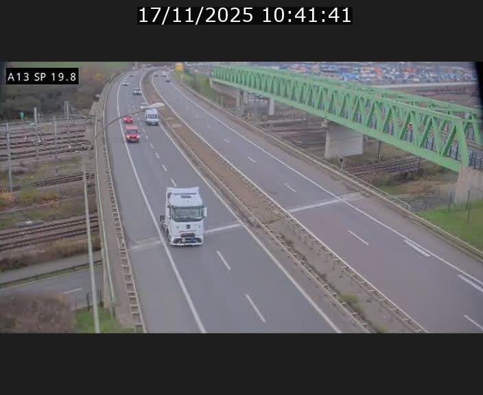 Traffic live webcam Luxembourg Croix de Bettembourg - A13 direction Esch-sur-Alzette - BK 19.8