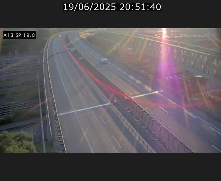 Traffic live webcam Luxembourg Croix de Bettembourg - A13 direction Esch-sur-Alzette - BK 19.8