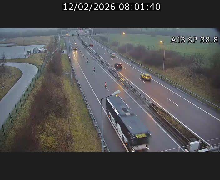 Webcam autoroute A13 à l'entrée ouest du tunnel Markusbierg à Schengen. Vue orientée vers le tunnel et l'Allemagne