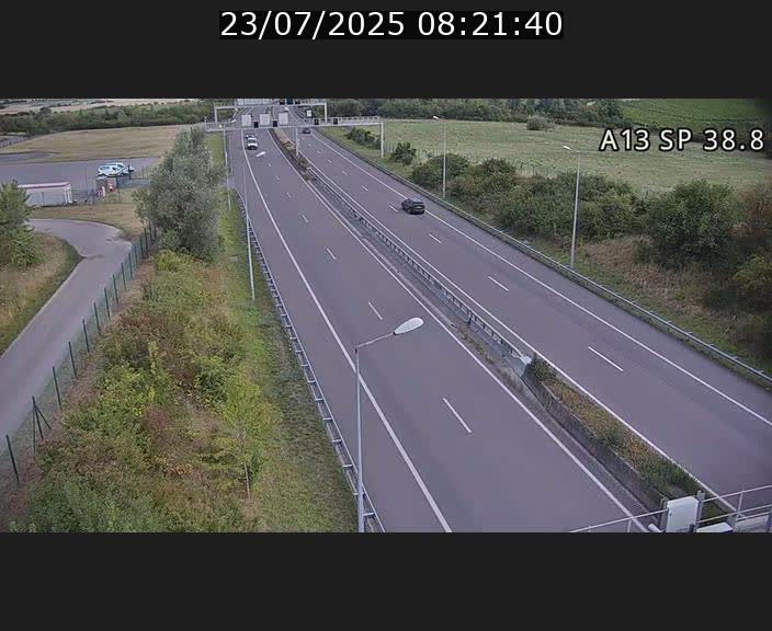 Webcam autoroute A13 à l'entrée ouest du tunnel Markusbierg à Schengen. Vue orientée vers le tunnel et l'Allemagne