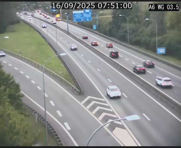 Traffic live webcam Luxembourg - Croix de Cessange - A6 - BK 3.5 - direction France/Allemagne
