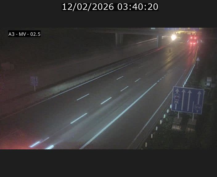 Webcam autoroute A3 au Luxembourg à proximité de la Croix de Gasperich. Vue orientée vers Luxembourg