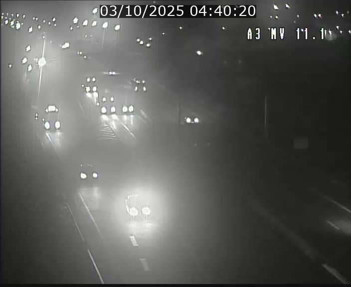 Traffic live webcam Luxembourg Croix de Bettembourg A3 - BK 11.1 - direction Luxembourg-ville
