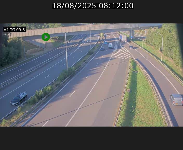 Traffic live webcam Luxembourg Jonction Grünewald - A1 direction Luxembourg-ville - BK 9.5