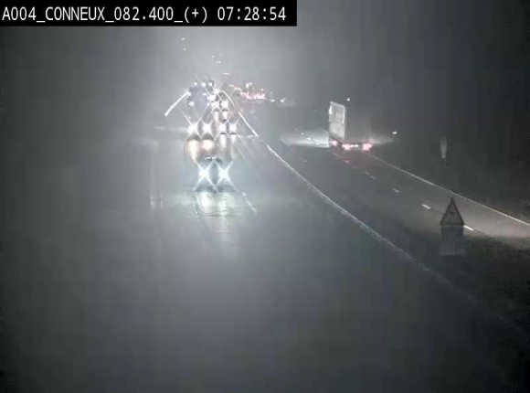 Webcam à hauteur de Conneux sur l'E411 en direction du sud de la Belgique