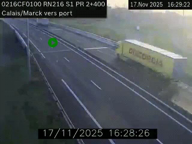 Webcam à Calais sur A216 (N216) en direction du port (harbour) de Calais.