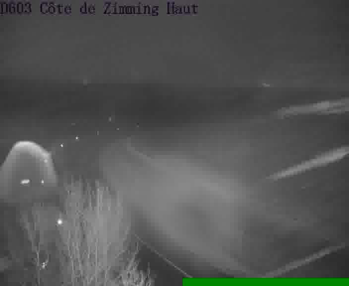 Webcam sur la D603 située en haut de la Côte de Zimming. Vue orientée vers Saint-Avold.