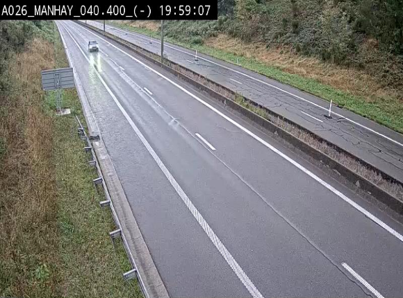 Webcam autoroute A26/E25 à hauteur de Manhay, après la jonction avec la N651 en direction de Liège - BK 40.4