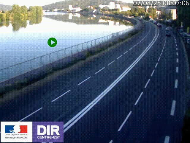 Webcam sur le quai Parjot à Vienne, aux Portes de Lyon, sur la Nationale 7, à la jonction avec le boulevard du Rhône-nord (D1407), caméra orientée vers Lyon