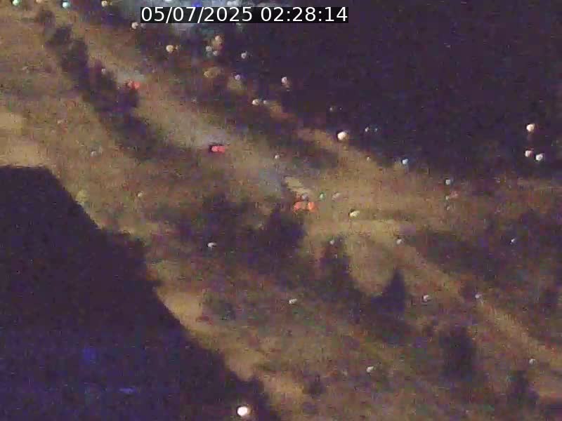 Webcam sur l'avenue John Fitzgerald Kennedy (N51) avec vue sur le Pont rouge (Pont Grande Duchesse Charlotte), l'arrêt Pfaffenthal et l'entrée du quartier Kirchberg